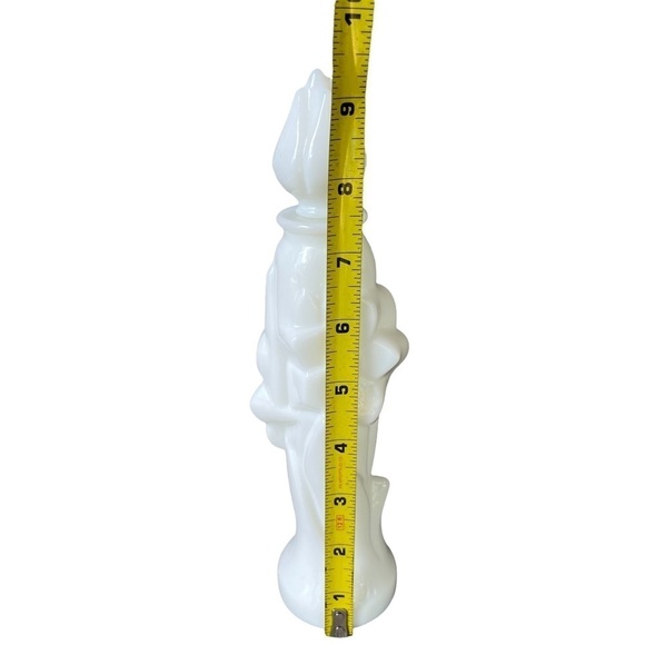 Avon White Floral Bud Vase Perfume Bottle - Picture 9 of 10